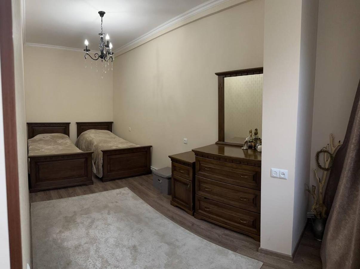 Apartment In Jerevan Buitenkant foto